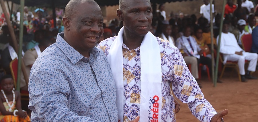 Côte d’Ivoire -AIP/ L’ancien député du FPI de Gouméré solidaire des actions de développement du ministre Adjoumani.