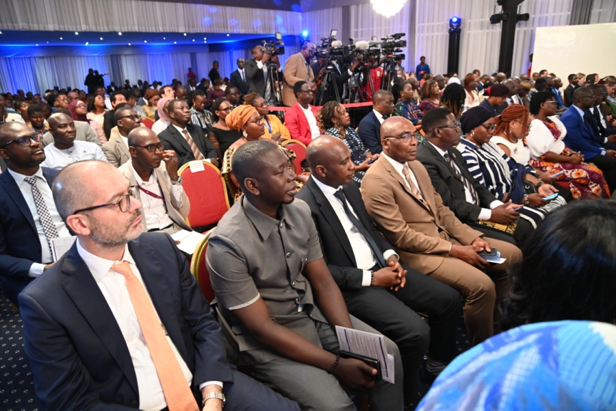 la-premiere-dame-madame-dominique-ouattara-a-pr (11)
