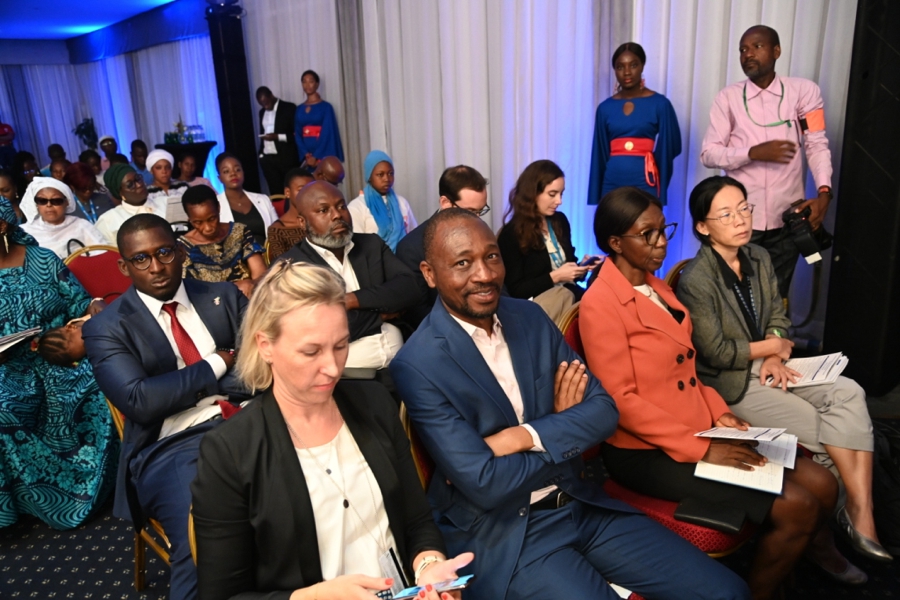 la-premiere-dame-madame-dominique-ouattara-a-pr (25)