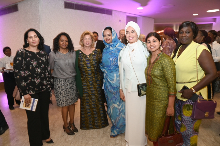 la-premiere-dame-madame-dominique-ouattara-a-pr (54)