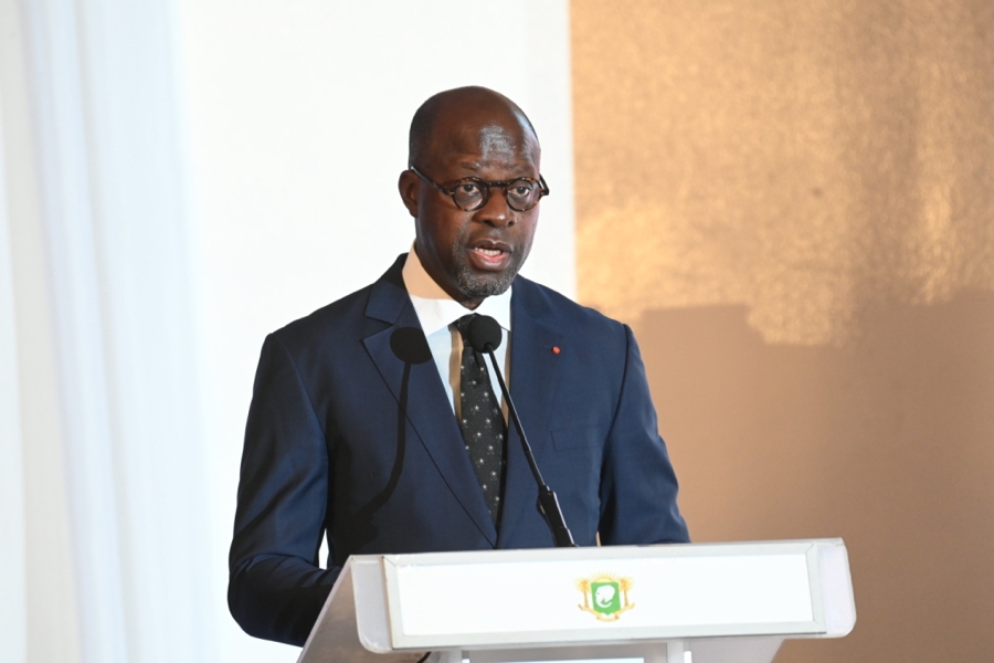 la-premiere-dame-madame-dominique-ouattara-a-pro (9)