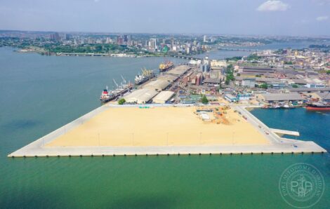 Le nouveau terminal céréalier du port d’Abidjan provisoirement réceptionné.
