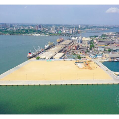 Le nouveau terminal céréalier du port d’Abidjan provisoirement réceptionné.