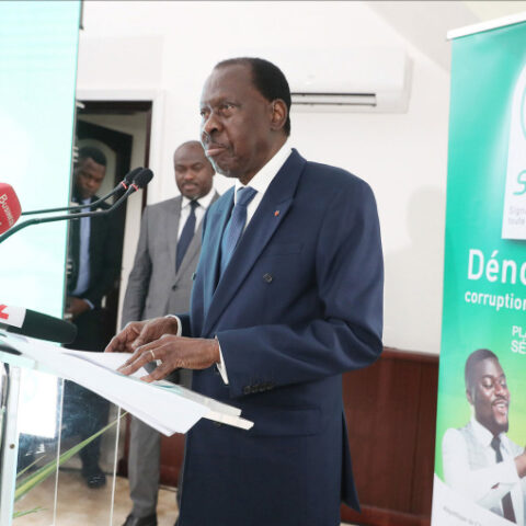 Côte d’Ivoire : La plateforme « SIGNALIS » pour lutter contre la corruption.