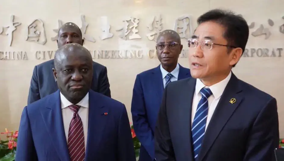 Signature-dun-memorandum-dentente-entre-le-Conseil-de-lEntente-et-CCECC