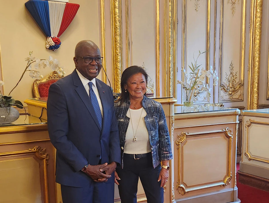 Ouverture prochaine du consulat général de Côte d&rsquo;Ivoire à Paris : le Consul Général Issiaka Konaté échange avec la Maire Jeanne D’Hauteserre.