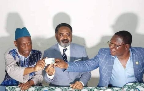 Quel crédibilité accorder à Gnamien Konan qui déclarait :  – « C’est Bédié qui a envoyé la surfacturation dans le pays » (30 Août 2008) -notre voie.