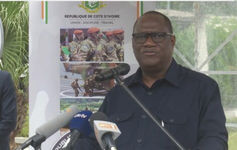 Politique – Côte d’Ivoire / Renforcement des capacités de défense : Remise de 50 véhicules aux forces armées et à la gendarmerie nationale.