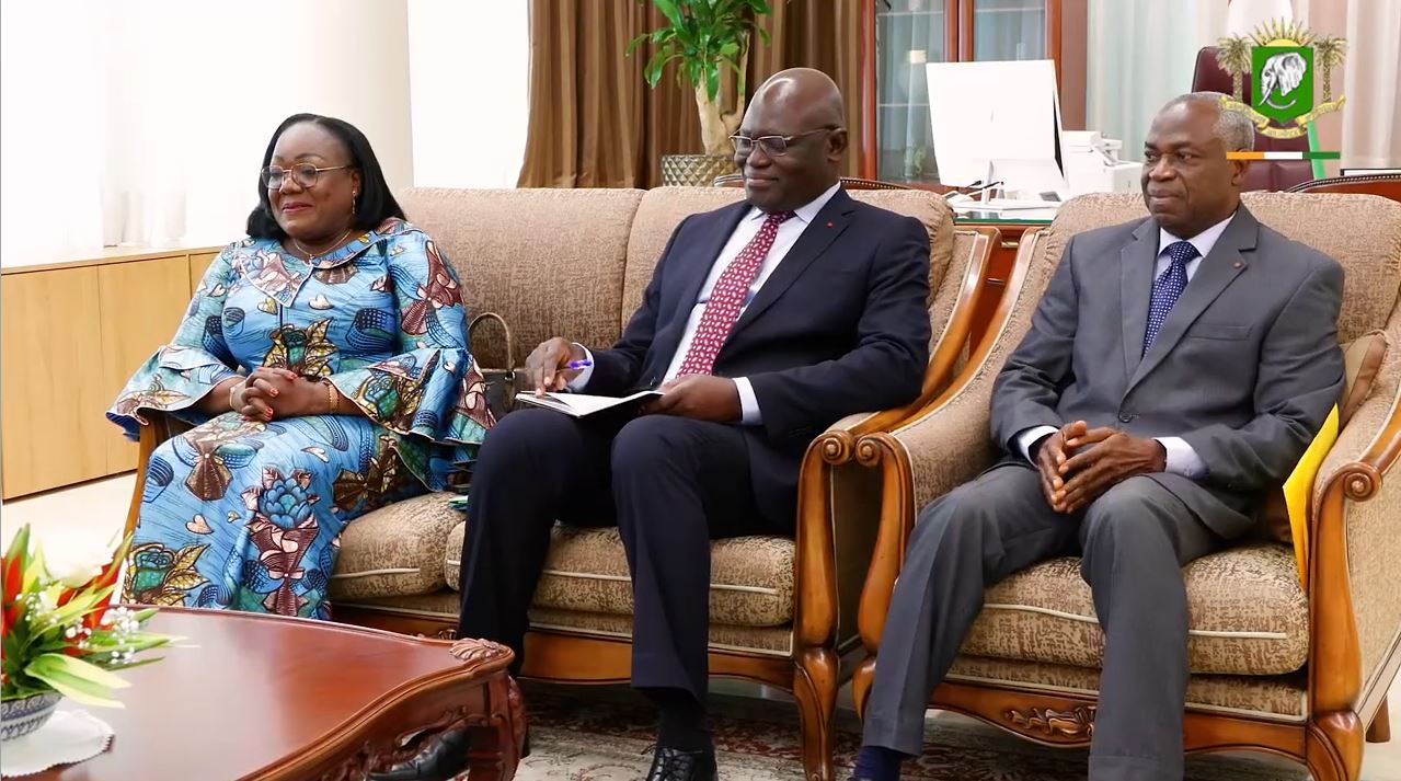 Entretien_VPR_Mgr_Aka_Ahouana_nouvel_eveque_Yakro_07062023_7