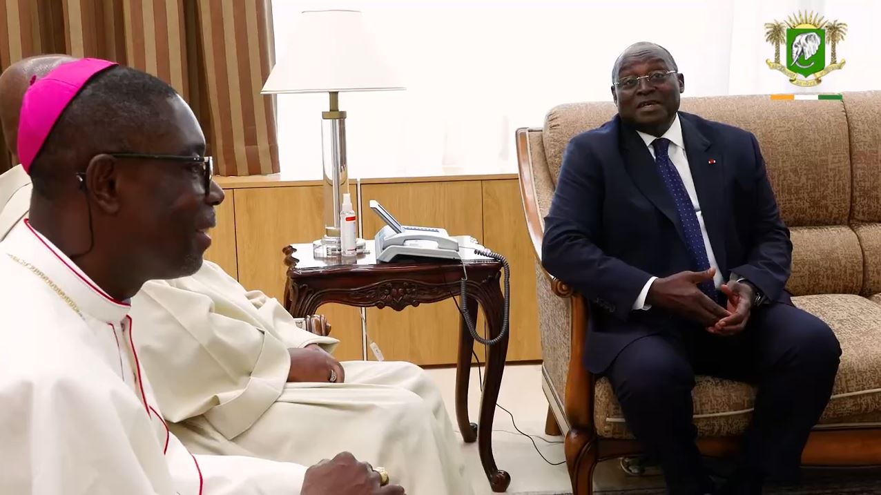 Entretien_VPR_Mgr_Aka_Ahouana_nouvel_eveque_Yakro_07062023_8