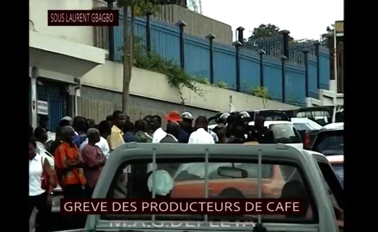 Planteurs_cafe_cacao_brulent_recolte_sous_gbagbo_2009_6