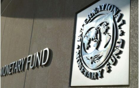 Chronique du lundi – Pourquoi la Côte d’Ivoire bénéficie-t-elle de l’appui des bailleurs de fonds alors que les flux financiers vers l’Afrique se réduisent ?.
