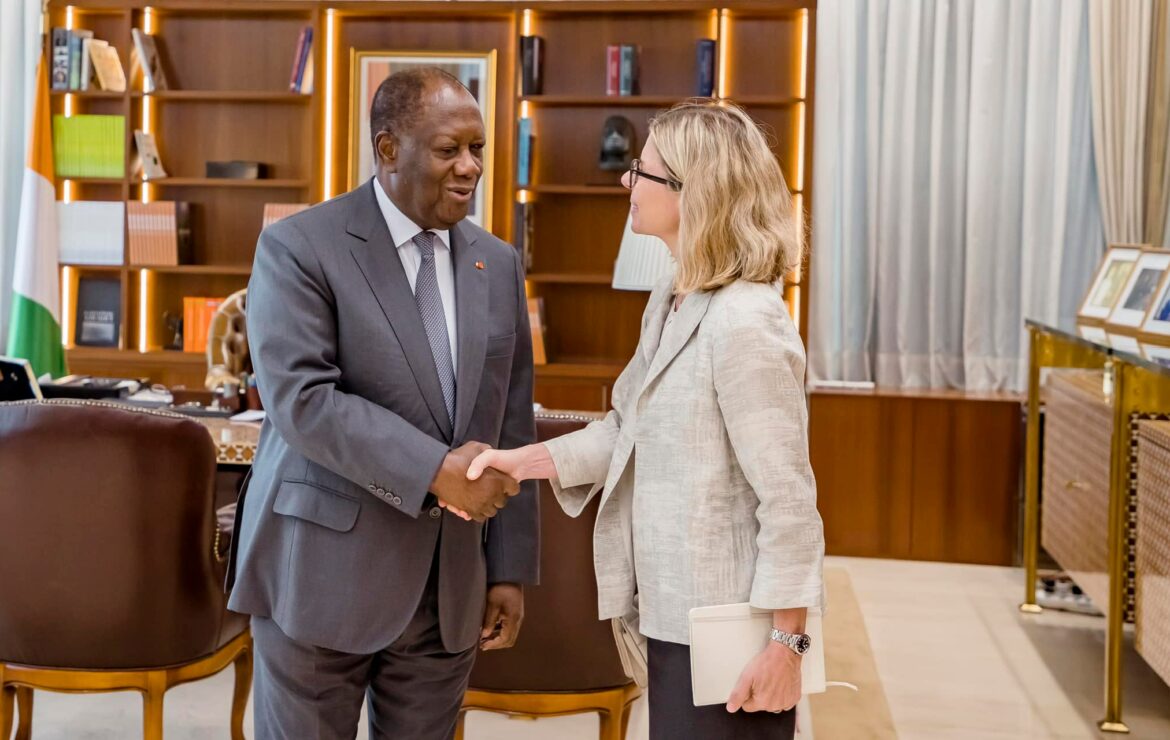 Entretien du Chef de l’état avec la directrice générale de la Banque Mondiale chargée des opérations, Anna Bjerde.
