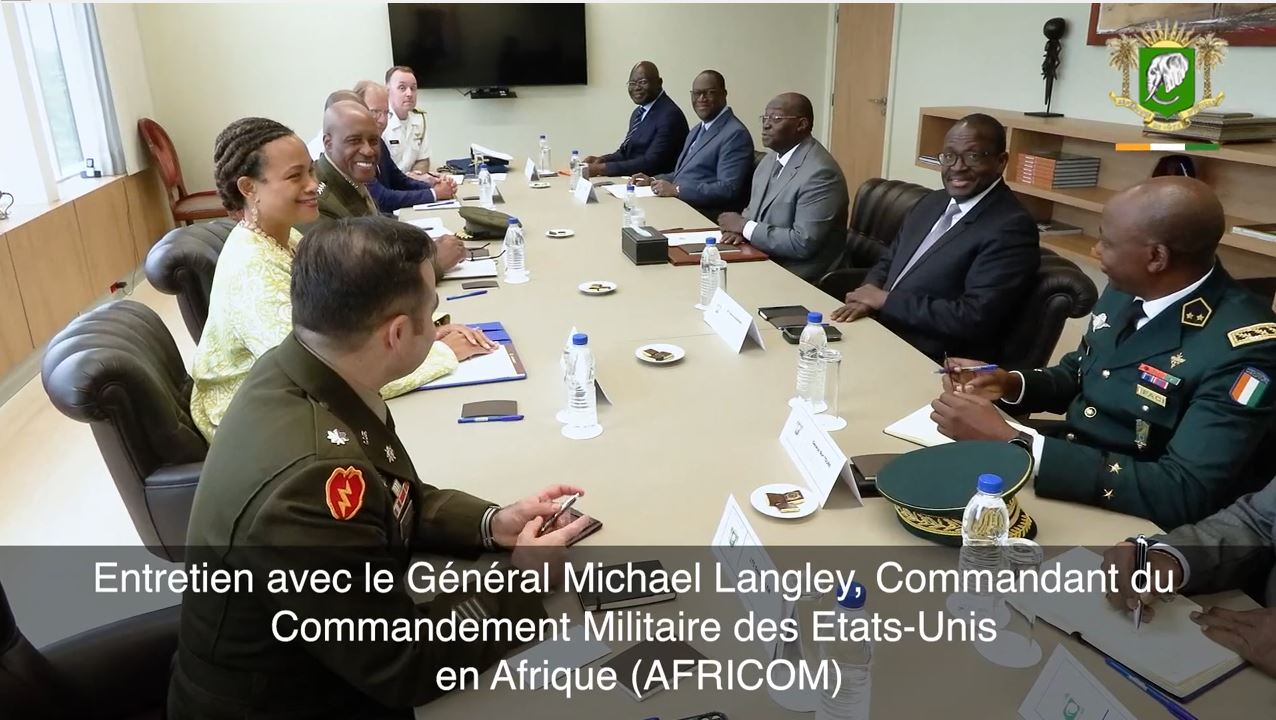 Politique – Défense et sécurité : La Côte d’Ivoire et les Etats-Unis vont accroître leur coopération militaire.