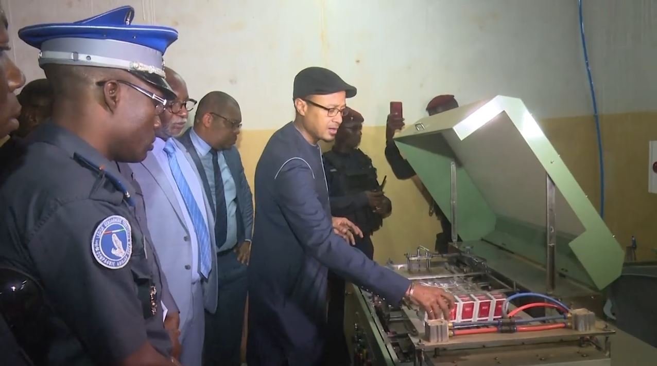 Usine_cigarettes_clandestine_CIV_Abidjan_072023_19
