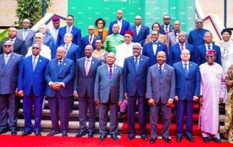 Politique – Union africaine : L’UA suspend le Niger de ses instances, approuvent les sanctions de la CEDEAO.