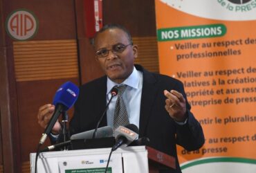 Côte d’Ivoire-AIP/ Le Prof Aghi Bahi invite les journalistes à contribuer à la surveillance de l’intégrité de l’élection.