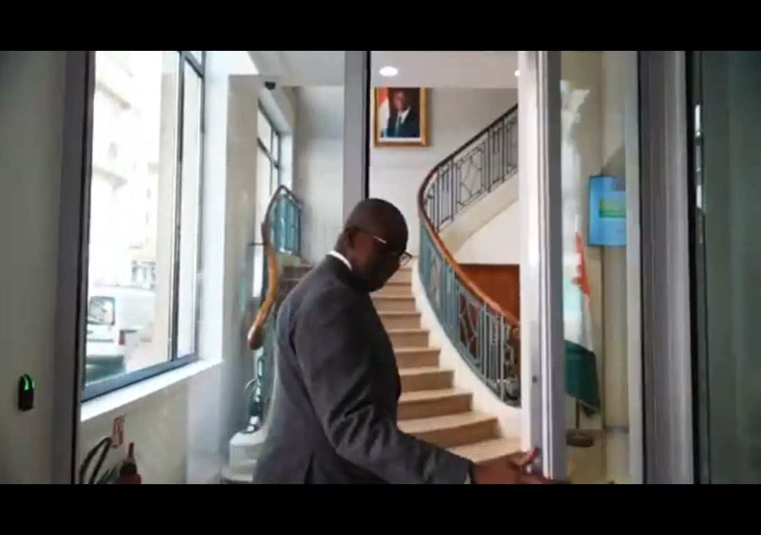 Consulat_general_RCI_Paris_08_2023_8
