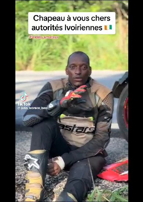 Motards_traversant _CIV_felicitent_autorites_Ivoiriennes_082023_1