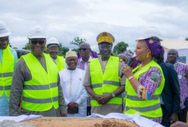 Transformation du riz : Téné Birahima lance les travaux de construction d’une usine à Odienné.