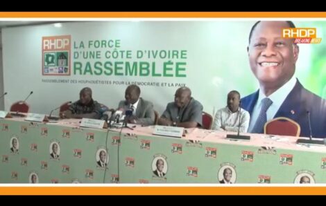 Politique – Élection municipale 2023 à Cocody : conférence de presse du directeur de campagne associé du candidat du RHDP Cocody, Eric Taba, Celestin Koala