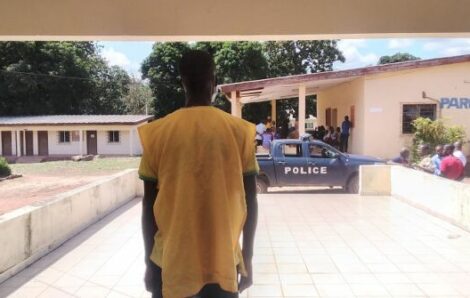 Deux ans de prison ferme pour un cyberactiviste étranger incitant à des troubles en Côte d’Ivoire.