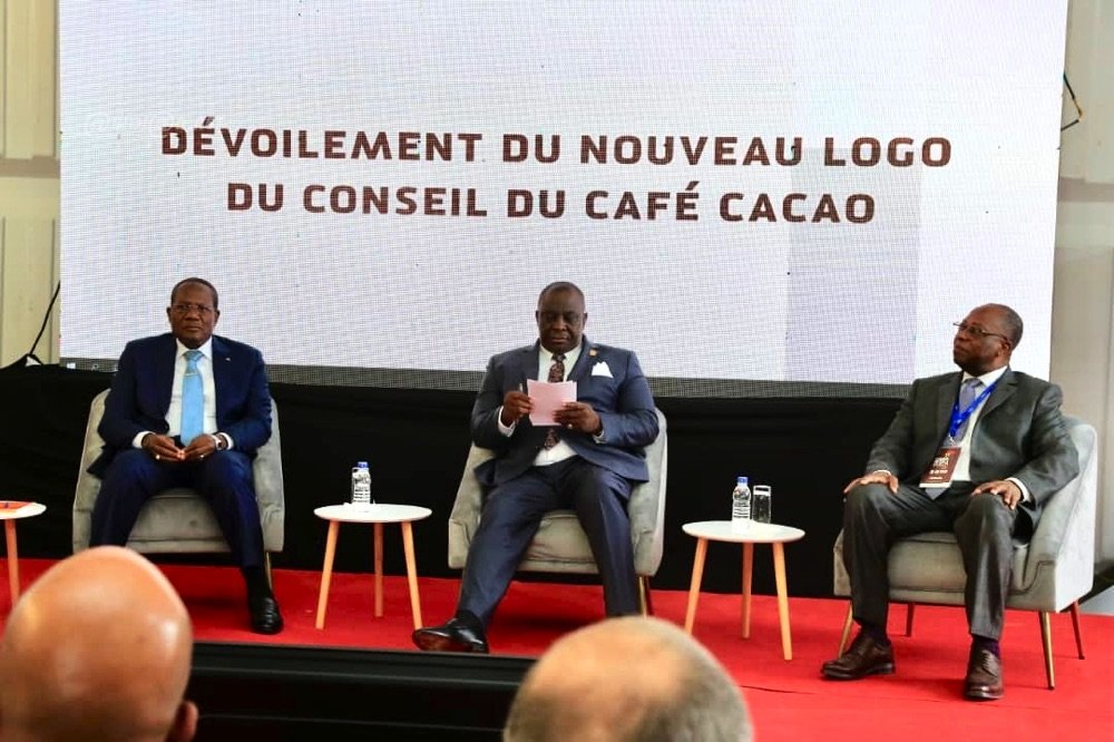 Côte d’Ivoire : le prix du Café passe de 750f CFA à 900f CFA et celui du Cacao de 900f CFA à 1000f CFA pour la campagne 2023-2024 (Officiel).