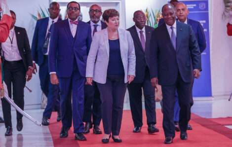 Le Chef de L’État a présidé la Cérémonie Officielle de lever de rideau des Assemblées Annuelles 2023 du FMI et de la Banque Mondiale à Abidjan.