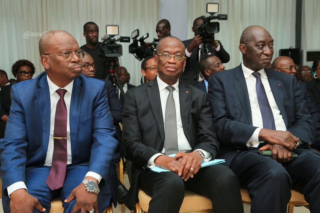 cote-d-ivoire-ceremonie-de-passation-de-charges-au-ministere-des-affaires-e_1q4w5nxv7ri