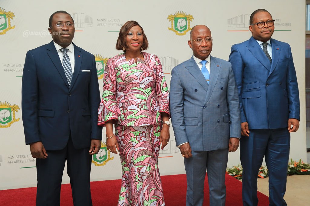 cote-d-ivoire-ceremonie-de-passation-de-charges-au-ministere-des-affaires-e_9bnumwcg9kk