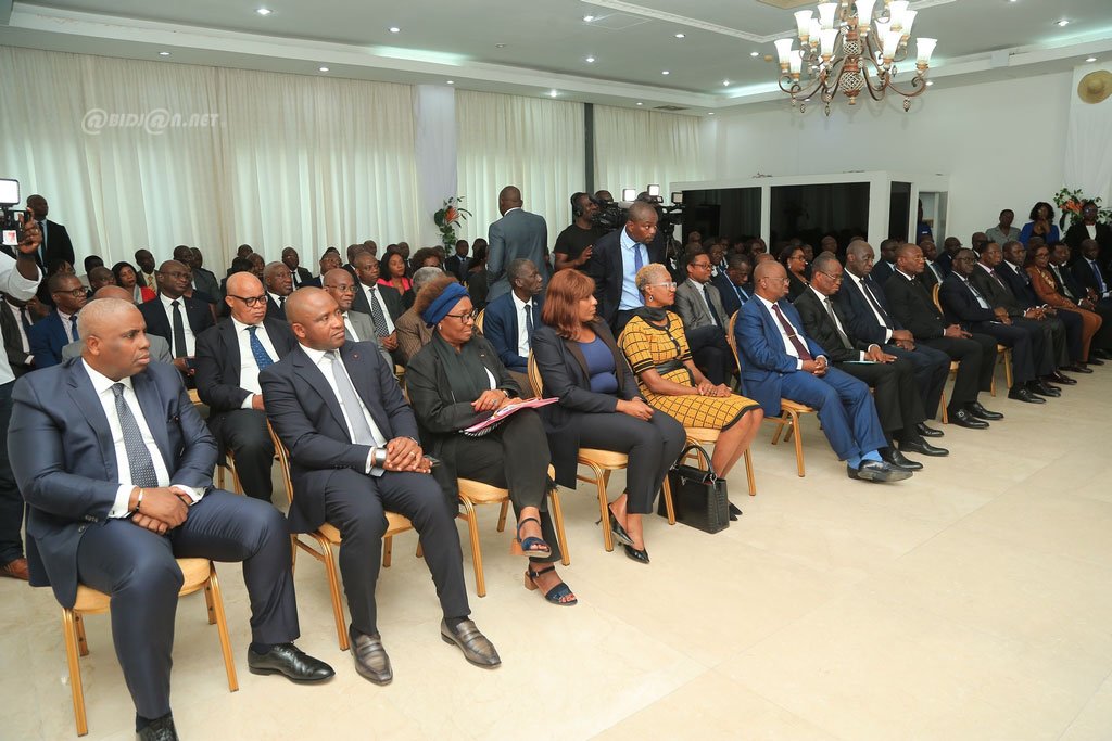 cote-d-ivoire-ceremonie-de-passation-de-charges-au-ministere-des-affaires-e_mzwdqkfkd