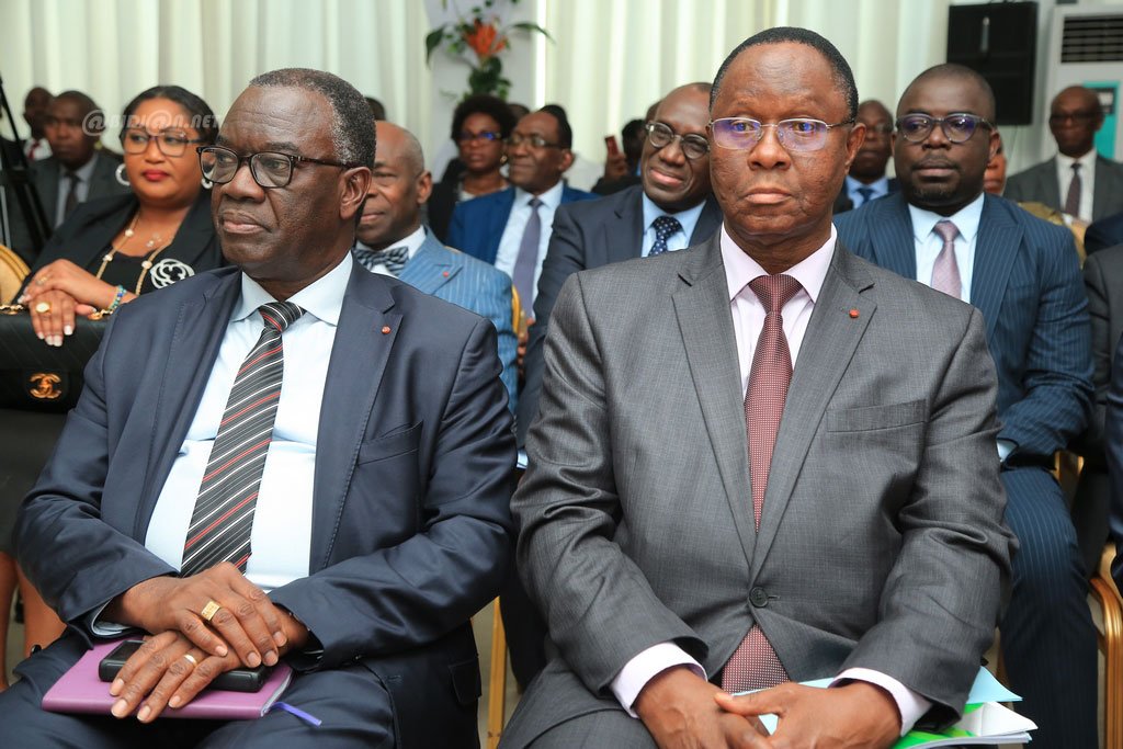 cote-d-ivoire-ceremonie-de-passation-de-charges-au-ministere-des-affaires-e_o26lqdl7d8j
