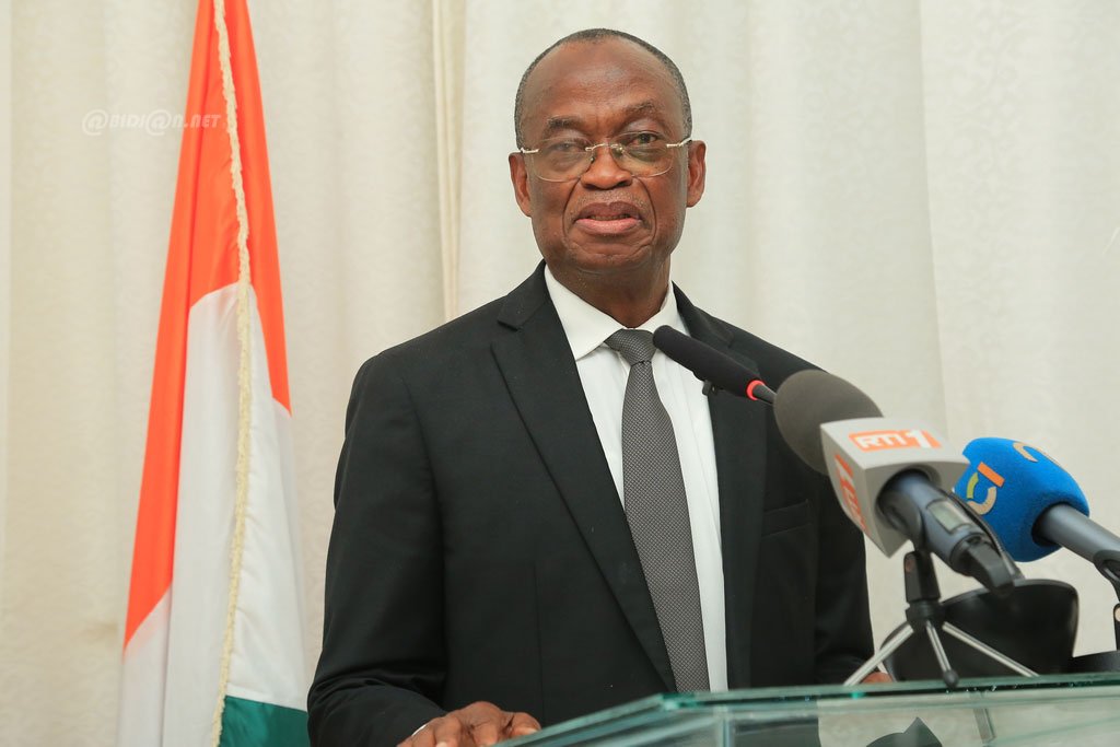 cote-d-ivoire-ceremonie-de-passation-de-charges-au-ministere-des-affaires-e_vy5e6lxjv9s