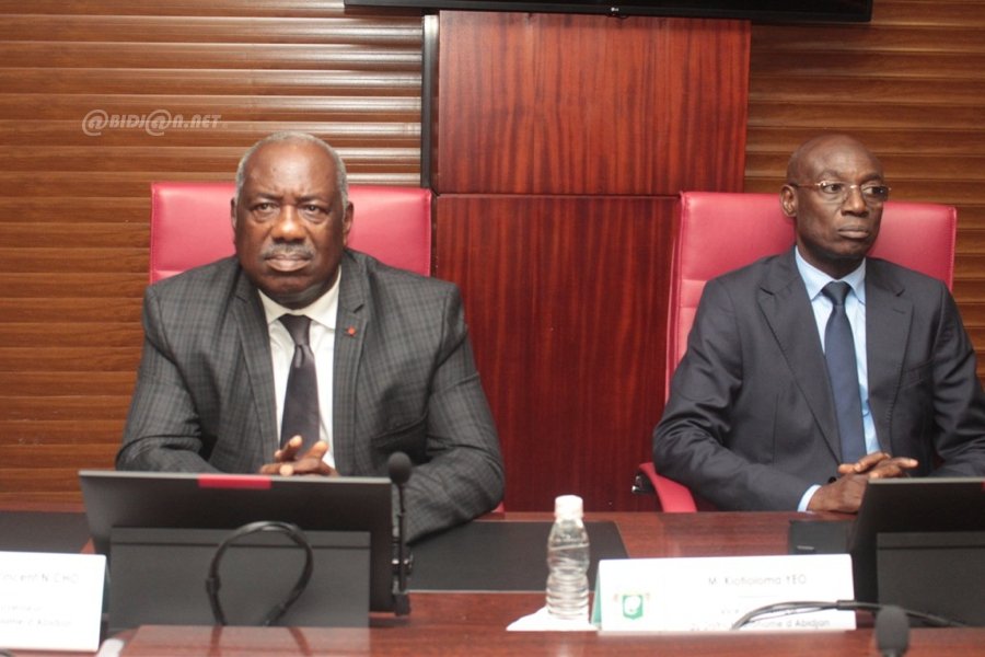 cote-d-ivoire-ceremonie-de-passations-des-charge-entre-patrick-achi-et-beug_9f0bxjwpbsh
