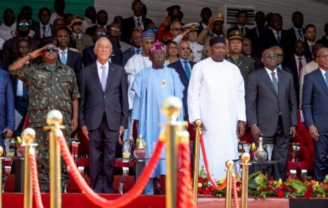 Le Vice-Président de la République a assisté, à Bissau, à la commémoration du cinquantenaire de l’indépendance de la Guinée-Bissau et des Forces Armées du pays.