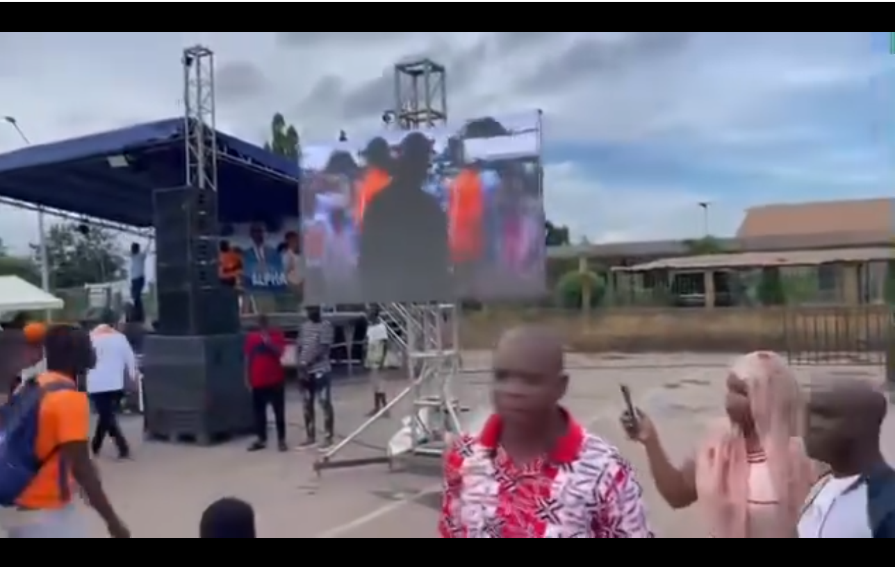 Alpha_Sanogo_Elections_Tiassale_2_Dec_2023_10