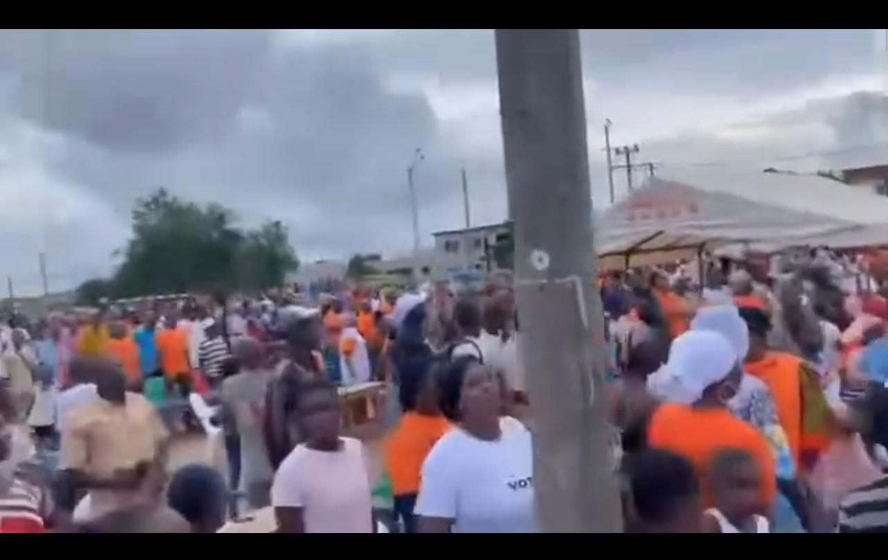 Alpha_Sanogo_Elections_Tiassale_2_Dec_2023_17