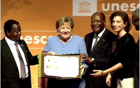 Chronique du lundi – Alassane Ouattara à Paris pour le « forum sur la paix 2023 » :  universalisme et noyau profond de l’identité des peuples et des civilisations
