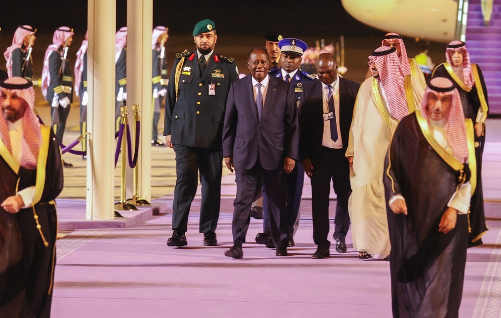 arrivee-du-president-de-la-republique-a-riyad-pour-le-sommet-arabie-saoudit_kt52c8e2eso