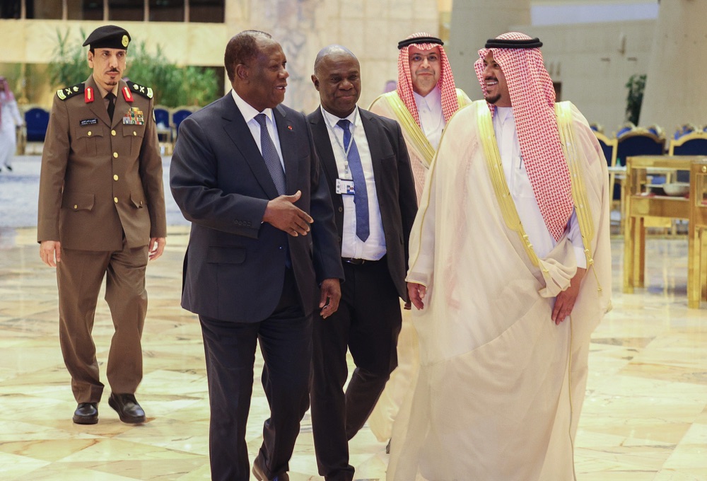 arrivee-du-president-de-la-republique-a-riyad-pour-le-sommet-arabie-saoudit_qdns6ursia