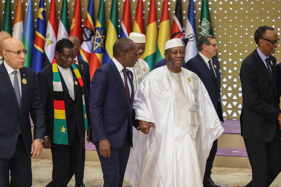 participation-du-president-de-la-republique-sem-alassane-ouattara-au-1er-so_kpa7qs0p0ra
