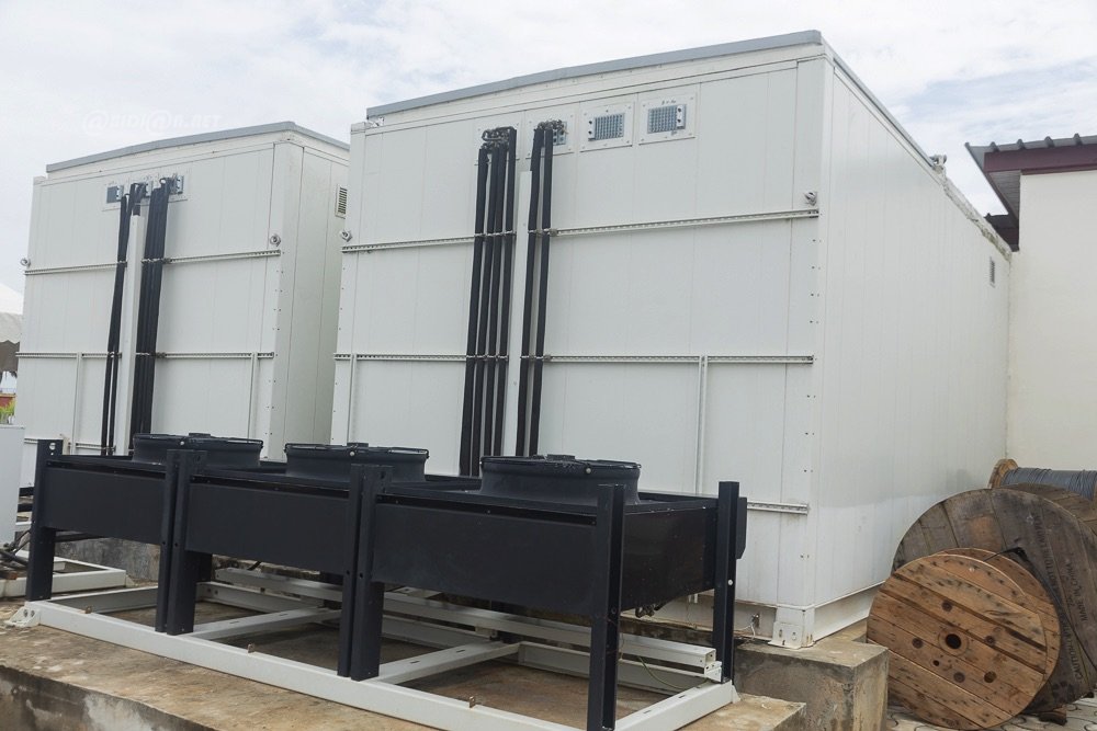 publireportage-ouverture-du-nouveau-datacenter-a-b12-au-vitib-par-l-entrepr_li2ko7jqrsr
