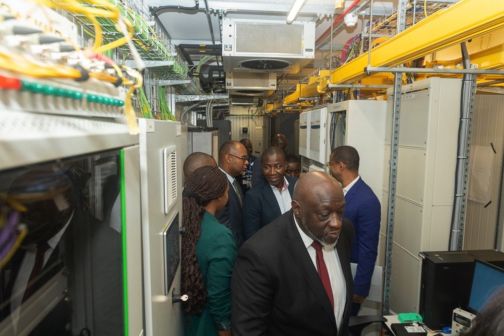 publireportage-ouverture-du-nouveau-datacenter-a-b12-au-vitib-par-l-entrepr_qwibaucob8