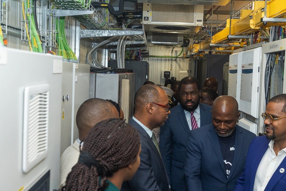publireportage-ouverture-du-nouveau-datacenter-a-b12-au-vitib-par-l-entrepr_w5b5dj7h1m