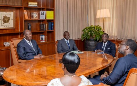 Le Chef de l’État, SEM Alassane Ouattara, a échangé avec le Président de la Commission de la CEDEAO.