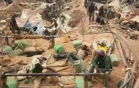 Economie Orpaillage Clandestin : L’équivalent de 5% du budget de la Côte d’Ivoire perdus.