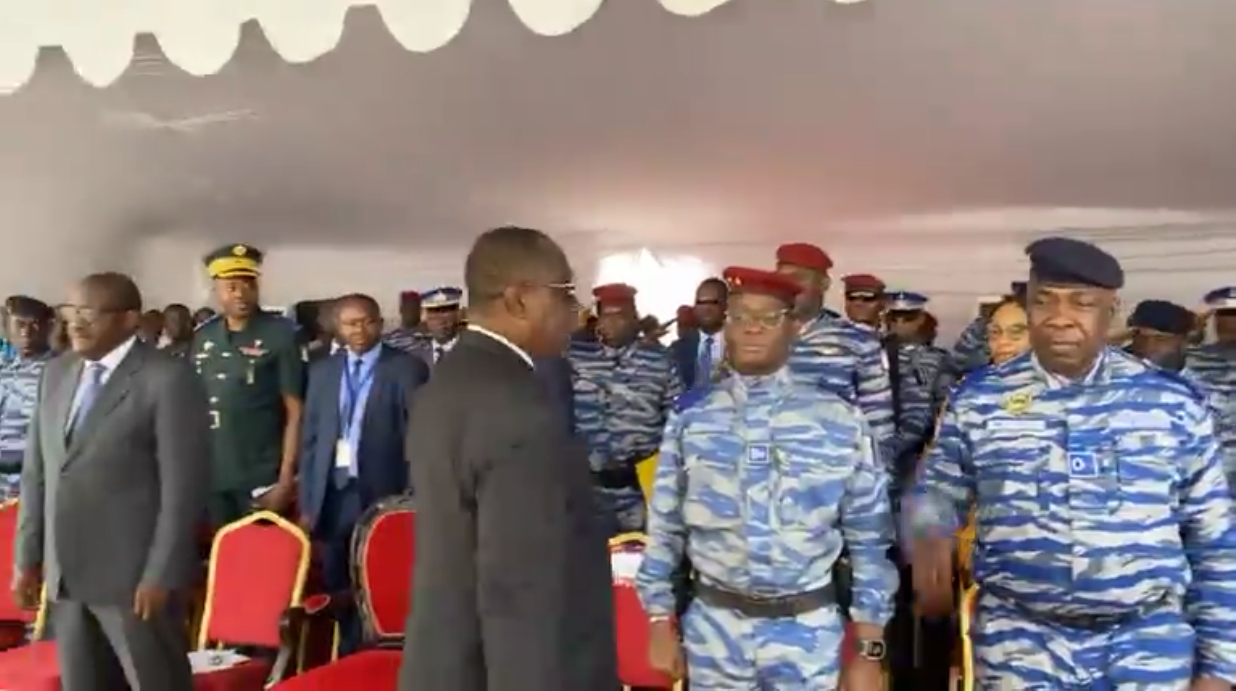 Remise_epaulettes_officiers_gendarmerie_Nationale_122023_25