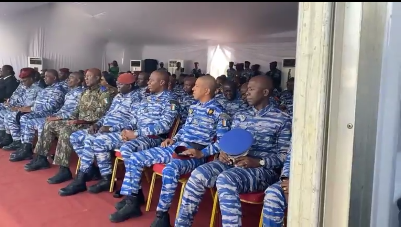 Remise_epaulettes_officiers_gendarmerie_Nationale_122023_35