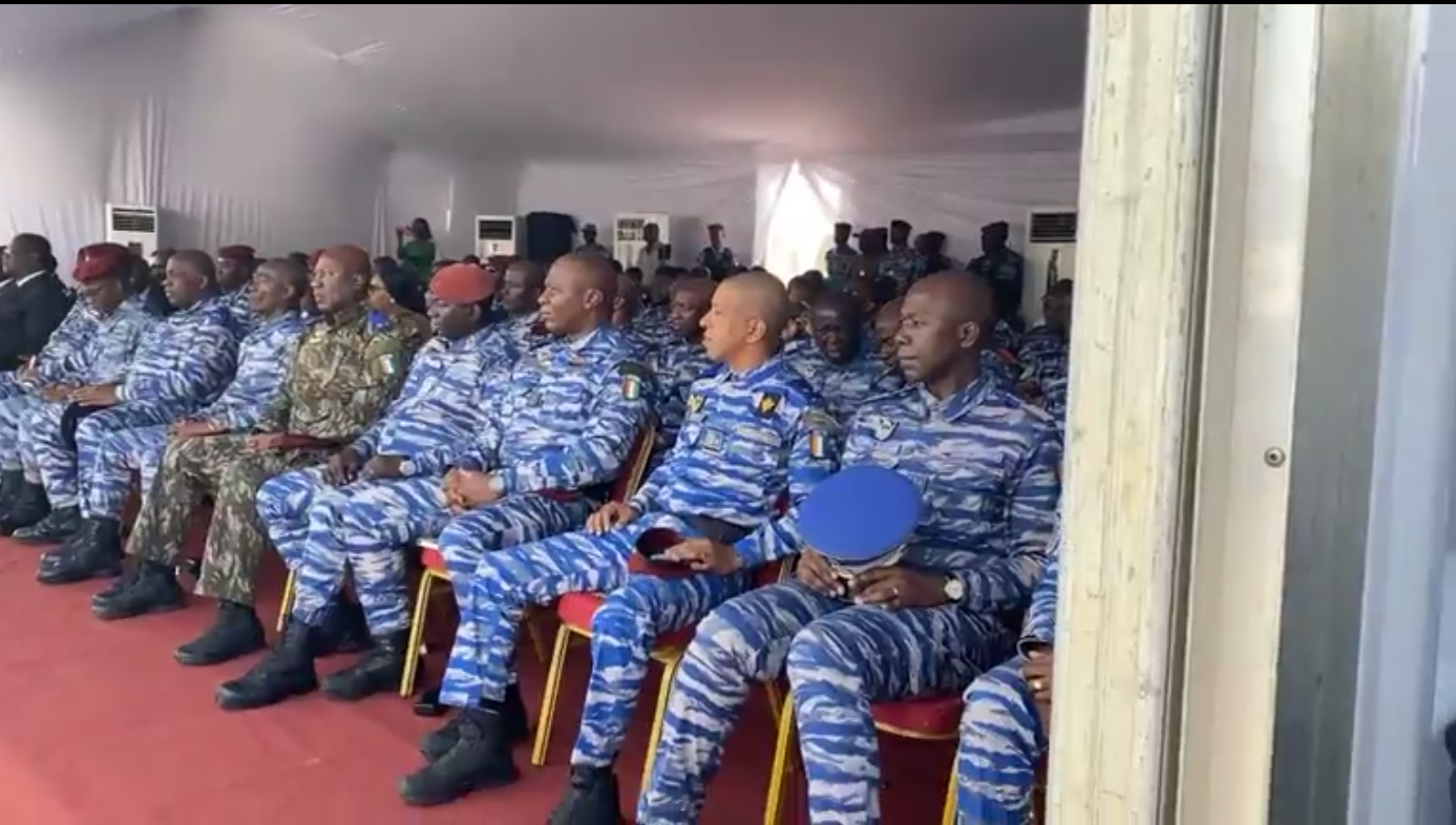Remise_epaulettes_officiers_gendarmerie_Nationale_122023_36