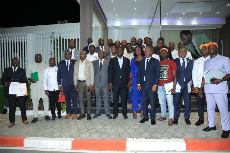 Élection à la présidence des jeunes RHDP : Hien Sié  fait signer un code de bonne conduite aux 27 candidats.